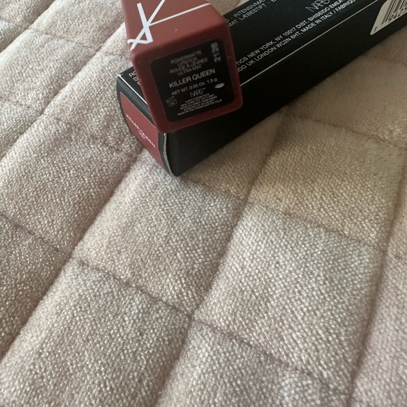 NARS Powermatte lipstick - Picture 7 of 9